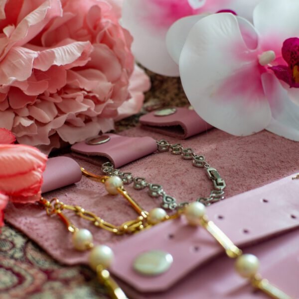 bőr ékszertartó, rózsaszín összehajtható valódi bőr ékszertartó, rózsaszín